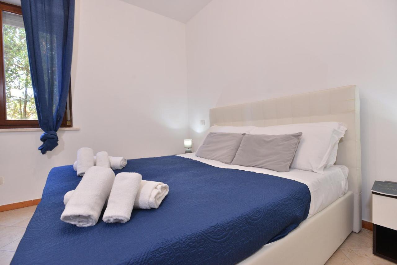 IzzHome Blue Sea Pula Extérieur photo